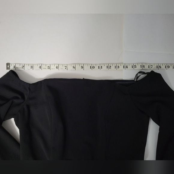 Calvin Klein Black Off the Shoulder 3/4 Bell Sleeve Whimsigoth Sheath Dress - Picture 10 of 15